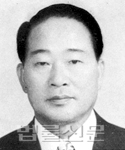 문행두    