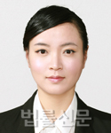 박경      
