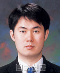 박성범    