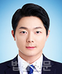 박재완     사진